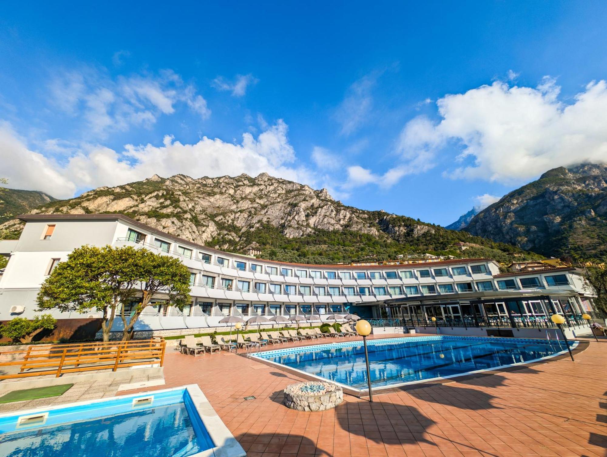 Aria Life Hotel Limone sul Garda Zewnętrze zdjęcie