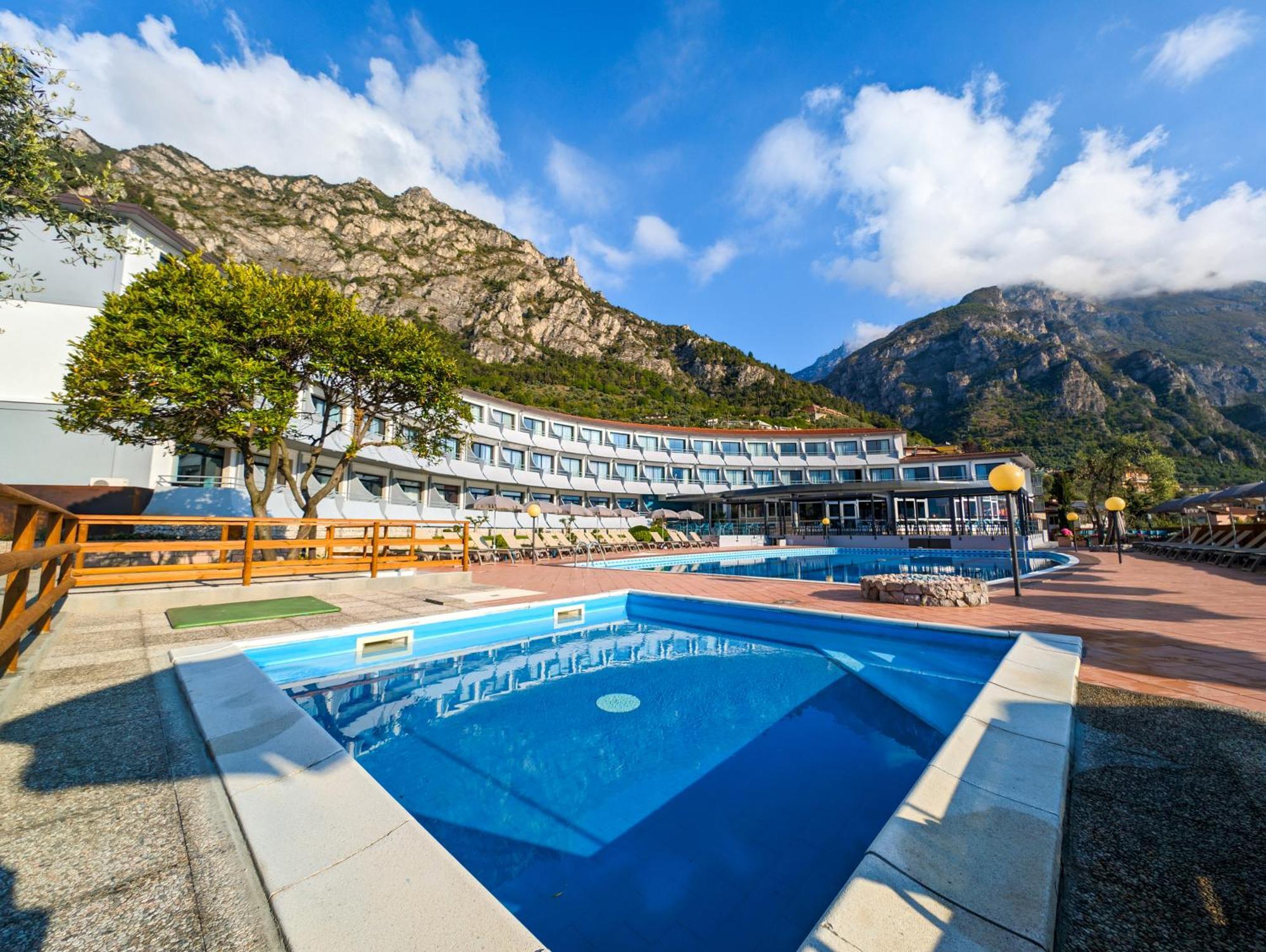 Aria Life Hotel Limone sul Garda Zewnętrze zdjęcie